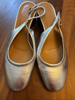 Aeyde Romy Laminated Metallic Silver Pumps